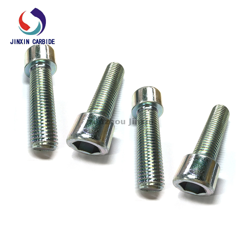 Farklı Boyutta Yüksek Mukavemetli Altıgen Cıvata